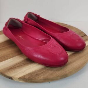 Salvatore Ferragamo Leather ballet flats Women's Size 10.5 C Red